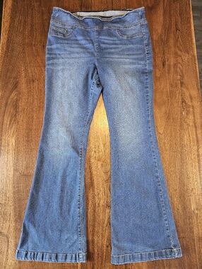 Sofia Vergara High Rise Pull On Flare Jeans Blue Size 20 Stretchy